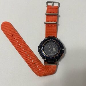 Casio SWG-100 Digital Watch and Compass Twin Sensor.